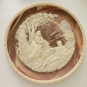 1984 Incolay Studios 3D Vinatge Plate “The Dream” Roger Akers.